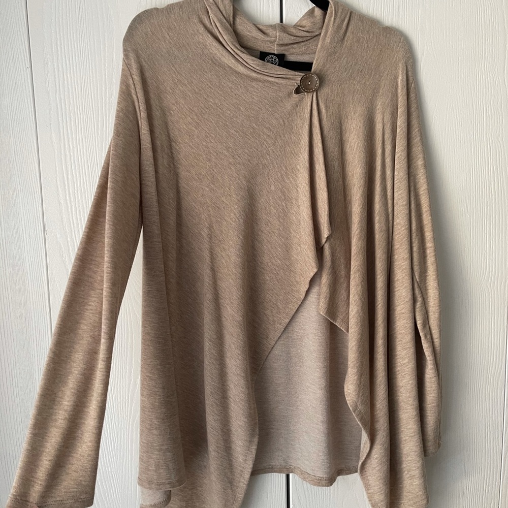 Oversized long sleeve